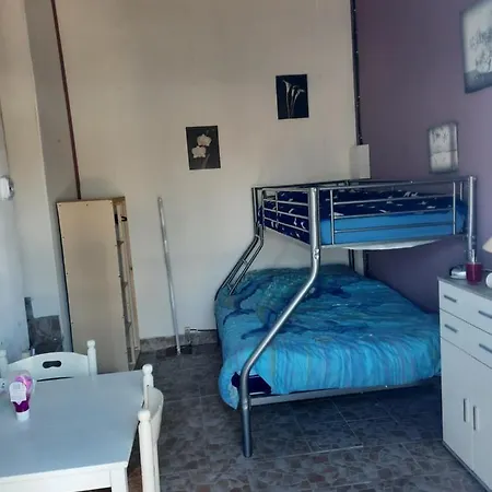 Studio indépendant avec terrasse Hébergement de vacances Montalieu-Vercieu